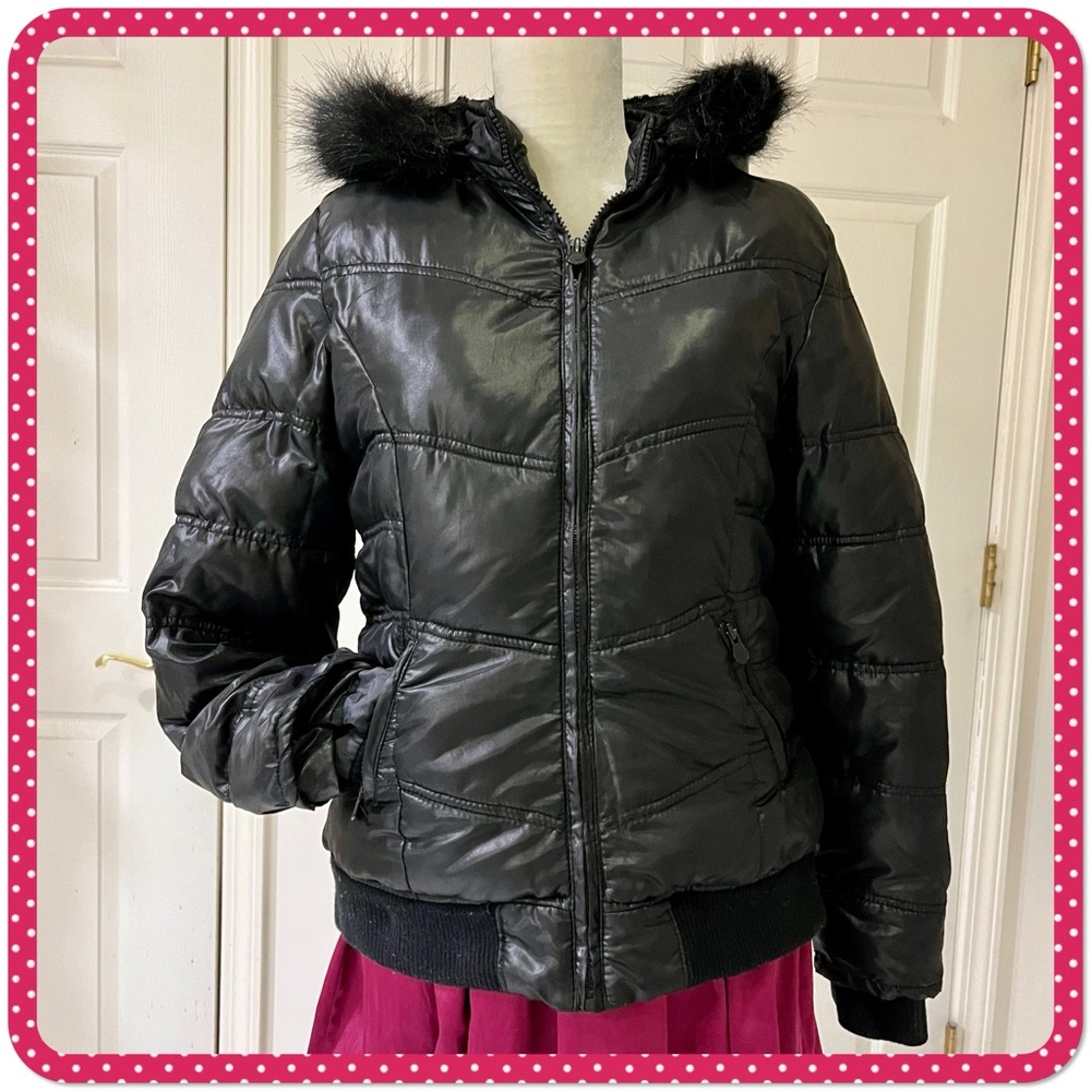 💝 JUSTICE 💝 black puffer kids size 16 1/2-18 1/2
